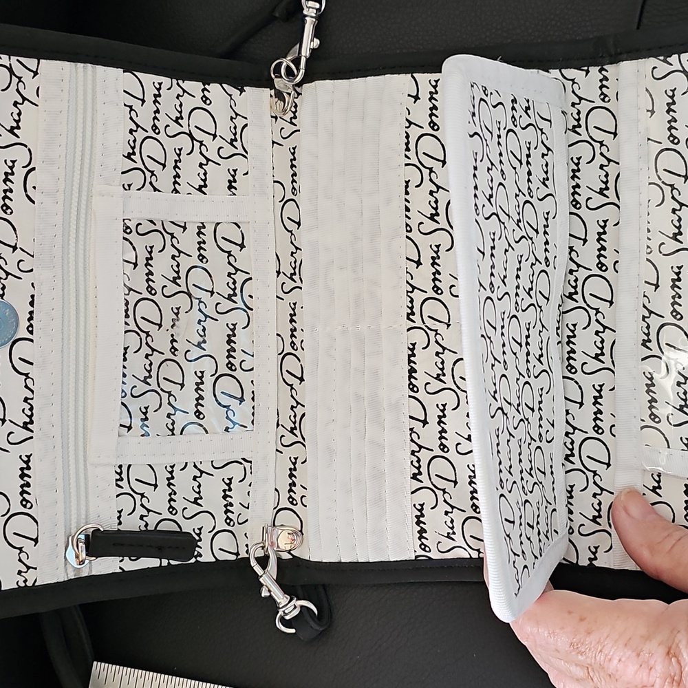 Donna Sharp Nwot Geometric Patterned Crossbody - image 4